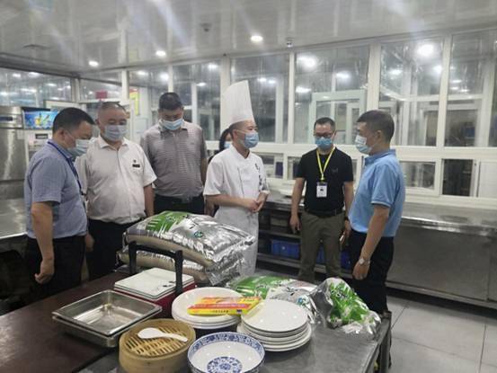 陈怀乾督查 两会 期间餐饮服务食品安全保障工作